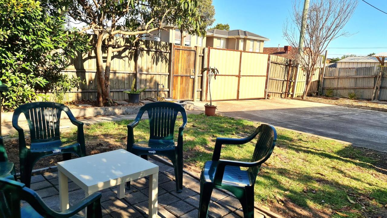 Nice Close To Melb Airport *