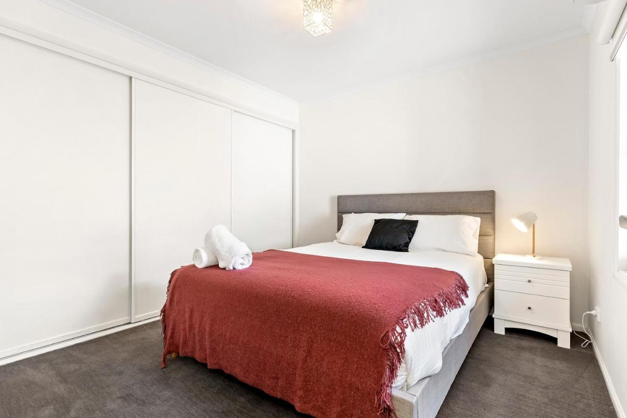 Holiday home Kensington Escape - Balcony, Bbq And Parking