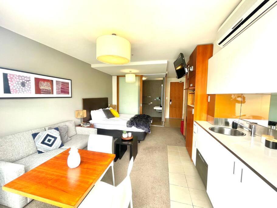 222 Astral Melbourne