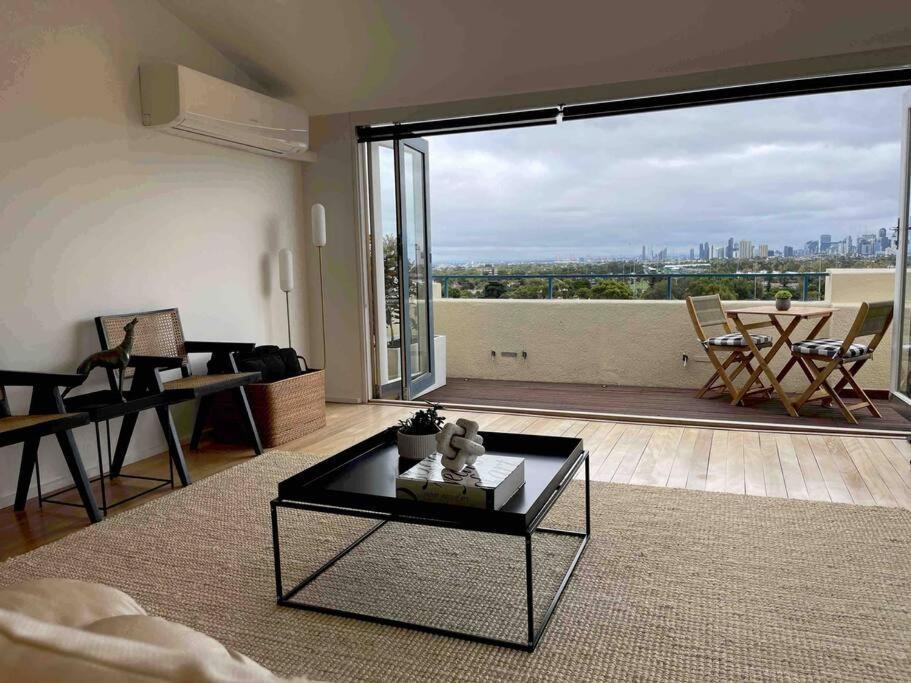 Apartment Spectacular Views Over Park