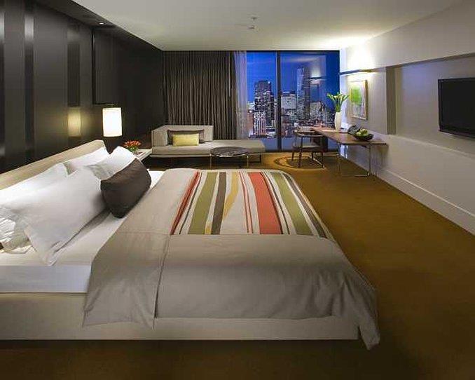 Crown Metropol Hotel 5*