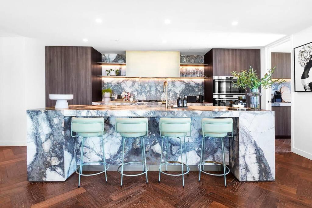 Panoramic Penthouse