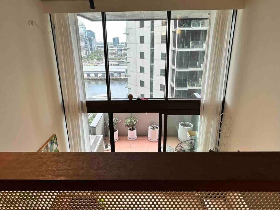 Free Tram Zone, New 2 Beds Apartment, Loft Design Apartment *