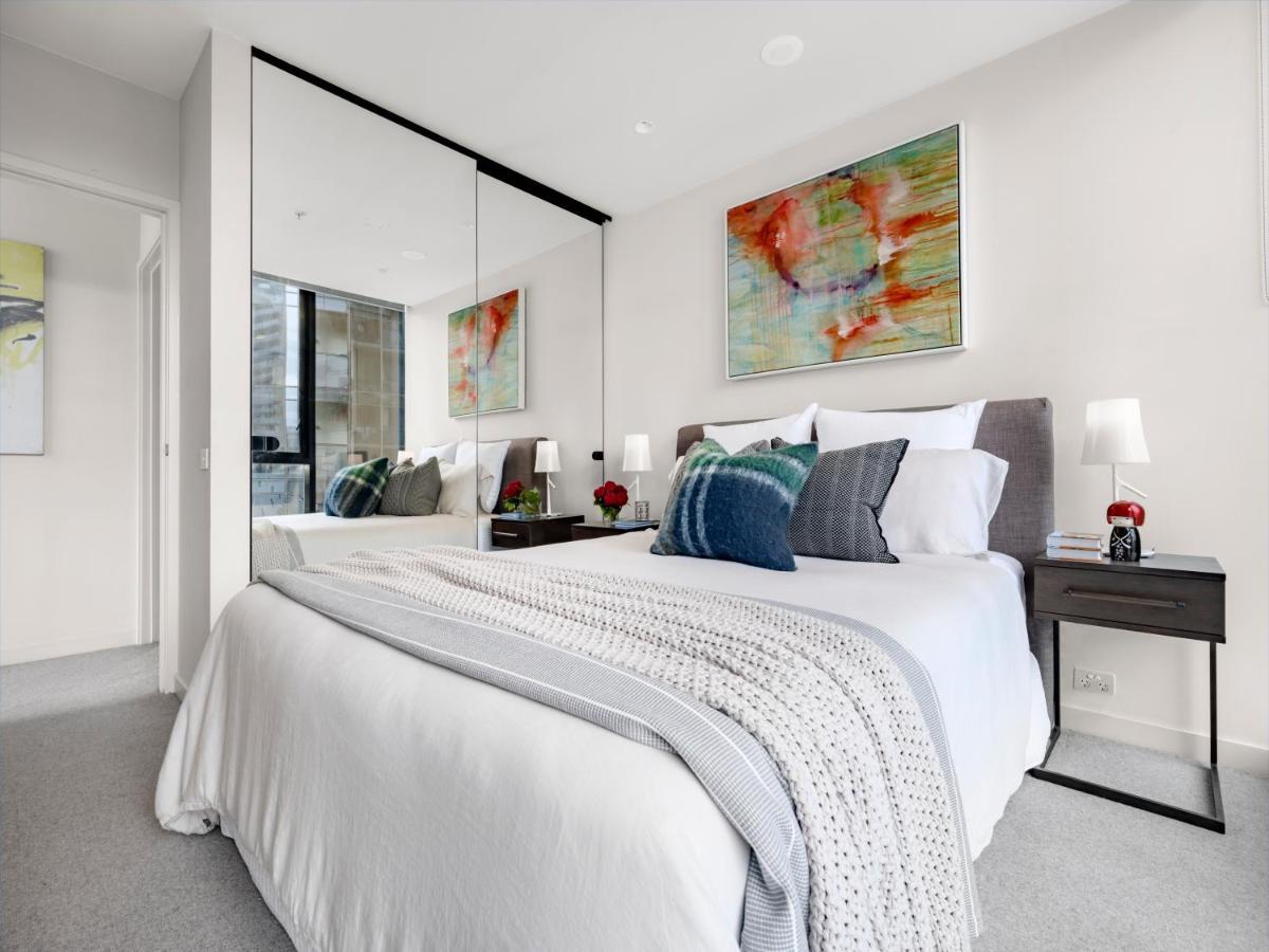 Freshly Restyled, 2 Bed In South Yarra - 4 Nights Only Apartment *