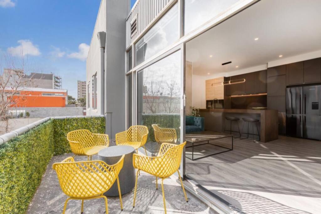 Apartment Staycentral - Stylish Light-filled Prahran Penthouse *