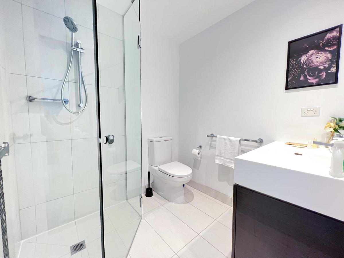 Astonishing Southbank Pearl Tower Residences Near Crown Casino Apartment *