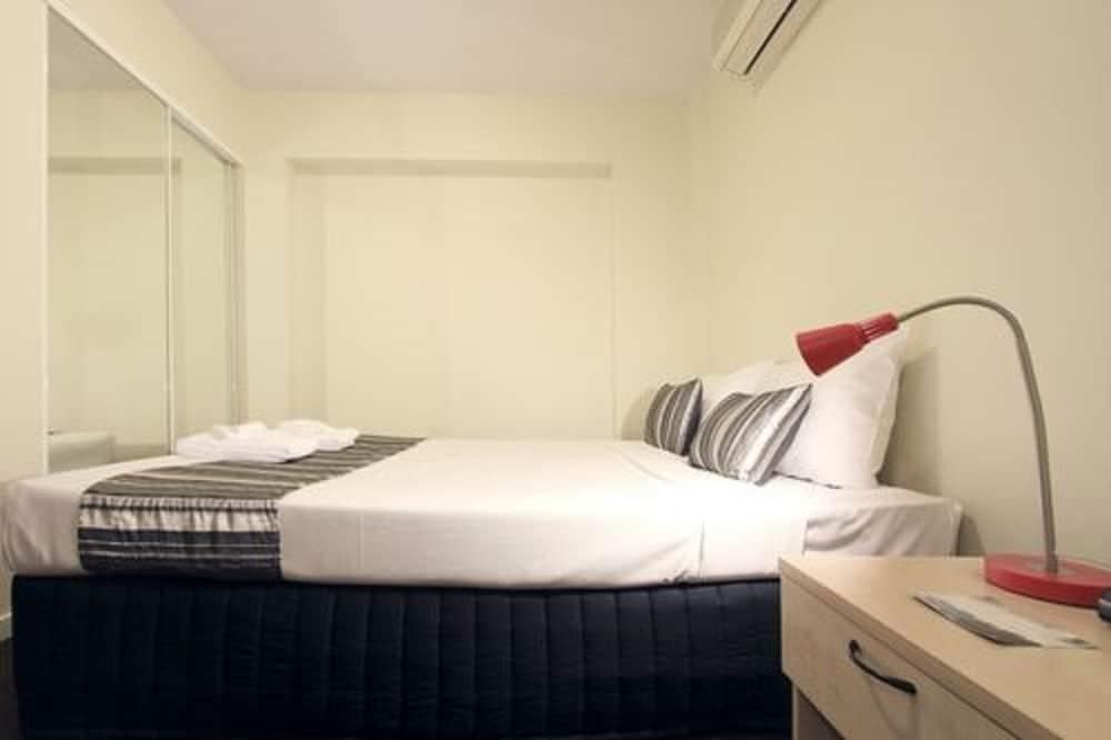 Arrow On Swanston Aparthotel 3*