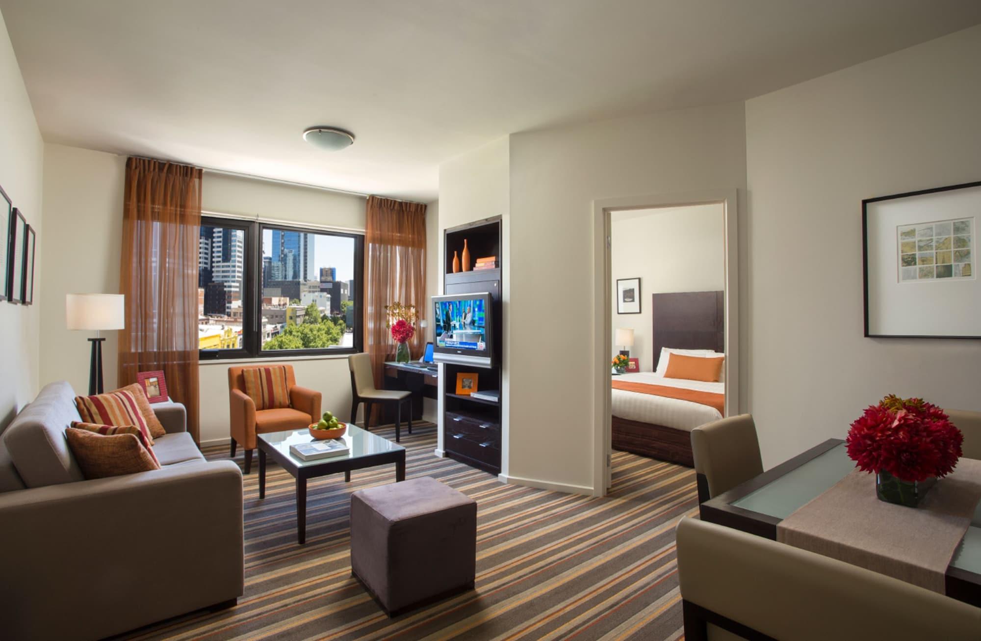 Apartment Urban On Elizabeth
