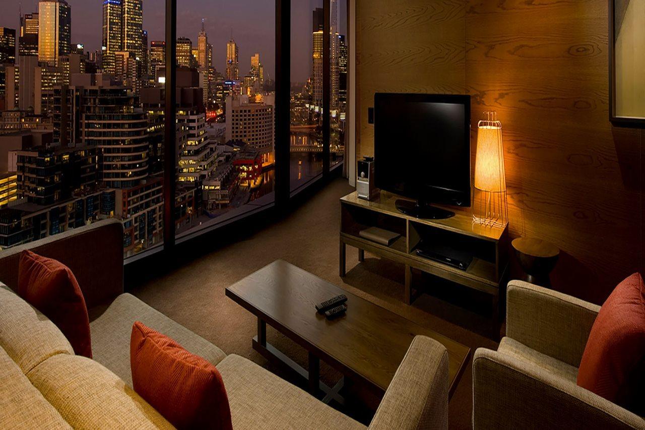 Pan Pacific Hotel