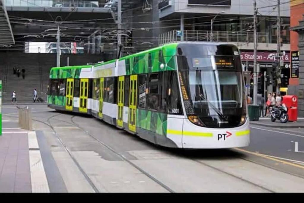 Brand New 2br At Mel Cbd Apartment Melbourne