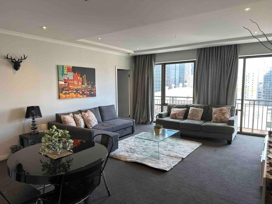 Apartment Heartcbd Lux Floor 2 Bedroom /pool/spa/gym *
