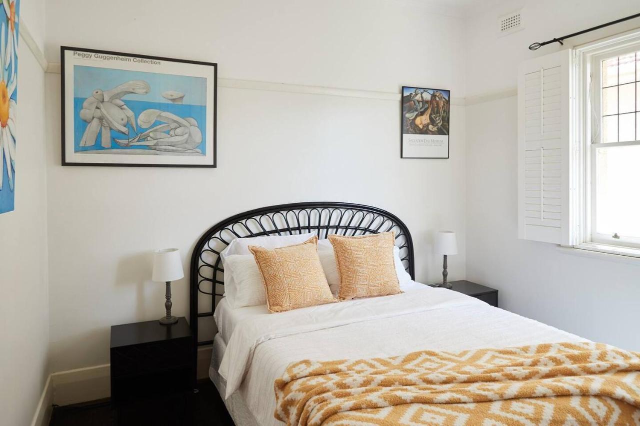 Sunny Side Up - Beachside Living On Marine Parade *