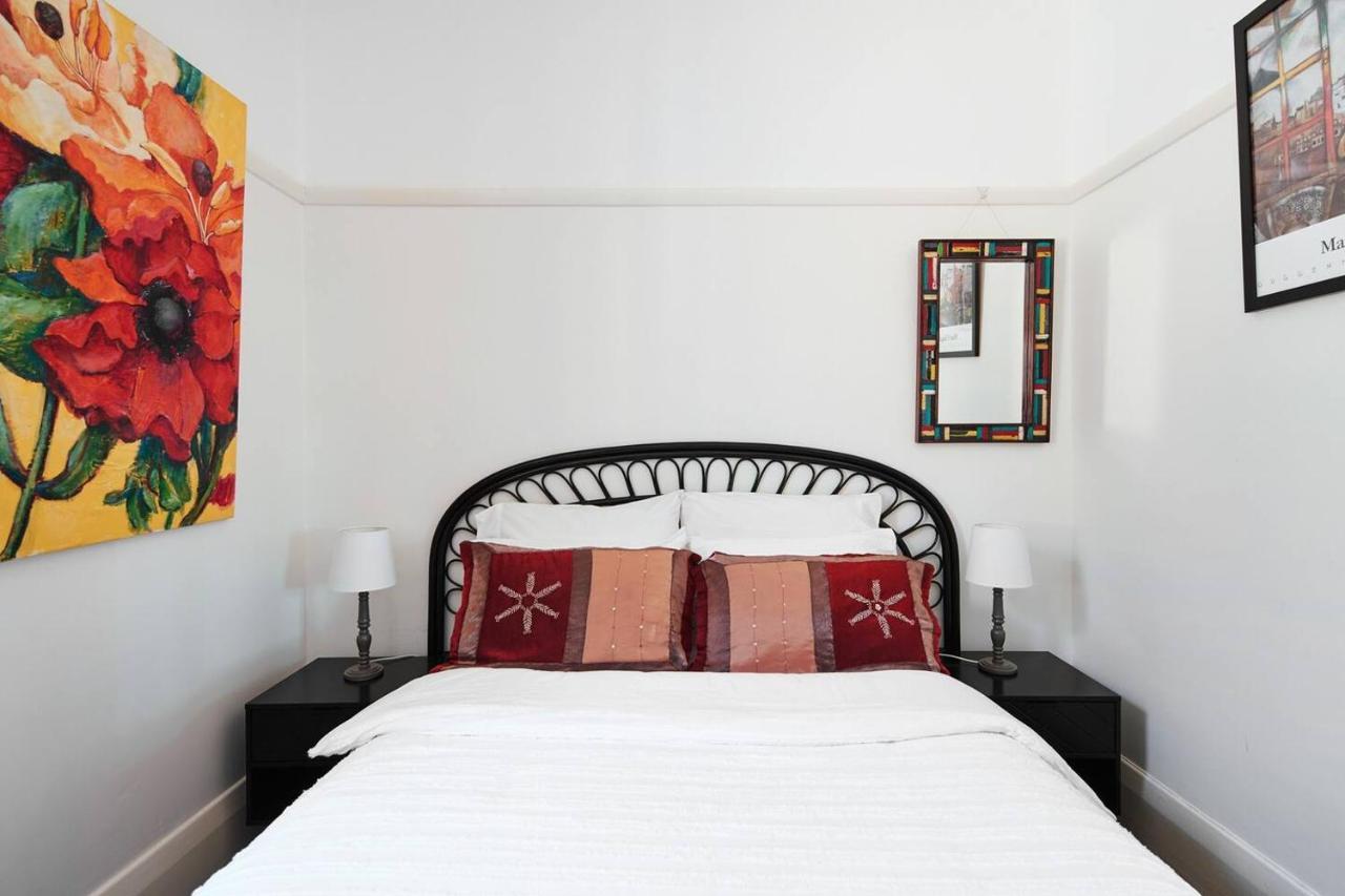 Apartment Sunny Side Up - Beachside Living On Marine Parade
