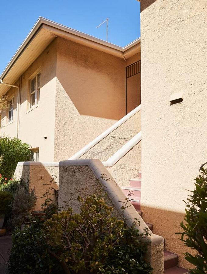Sunny Side Up - Beachside Living On Marine Parade Apartment Melbourne