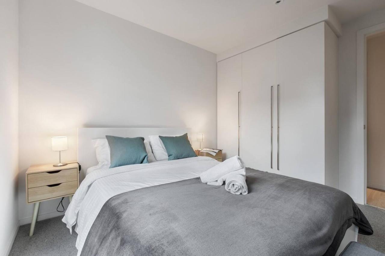 Apartment Inner-city Chic Near Markets And Flagstaff Station *