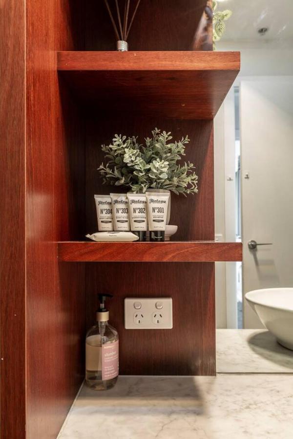 Apartment Bright, Open Plan-living With Stunning Views Melbourne