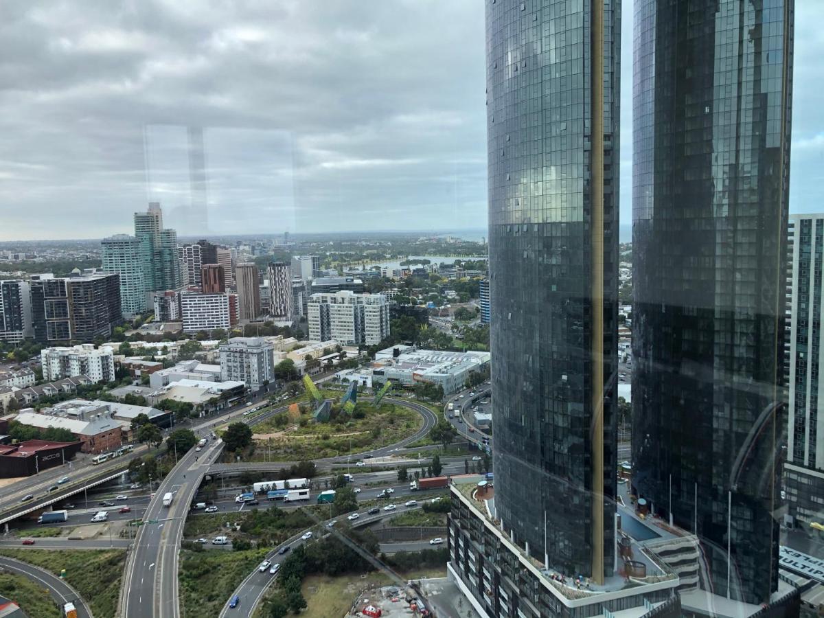 Modern 3 Bedroom With Amazing Views Melbourne