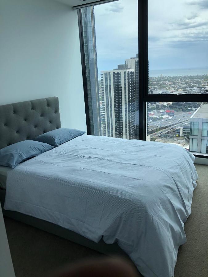 Modern 3 Bedroom With Amazing Views Melbourne