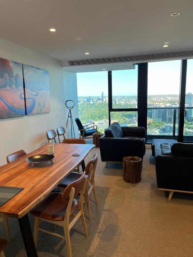 Modern 3 Bedroom With Amazing Views Melbourne