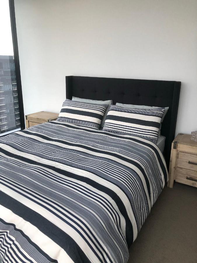 Modern 3 Bedroom With Amazing Views Melbourne