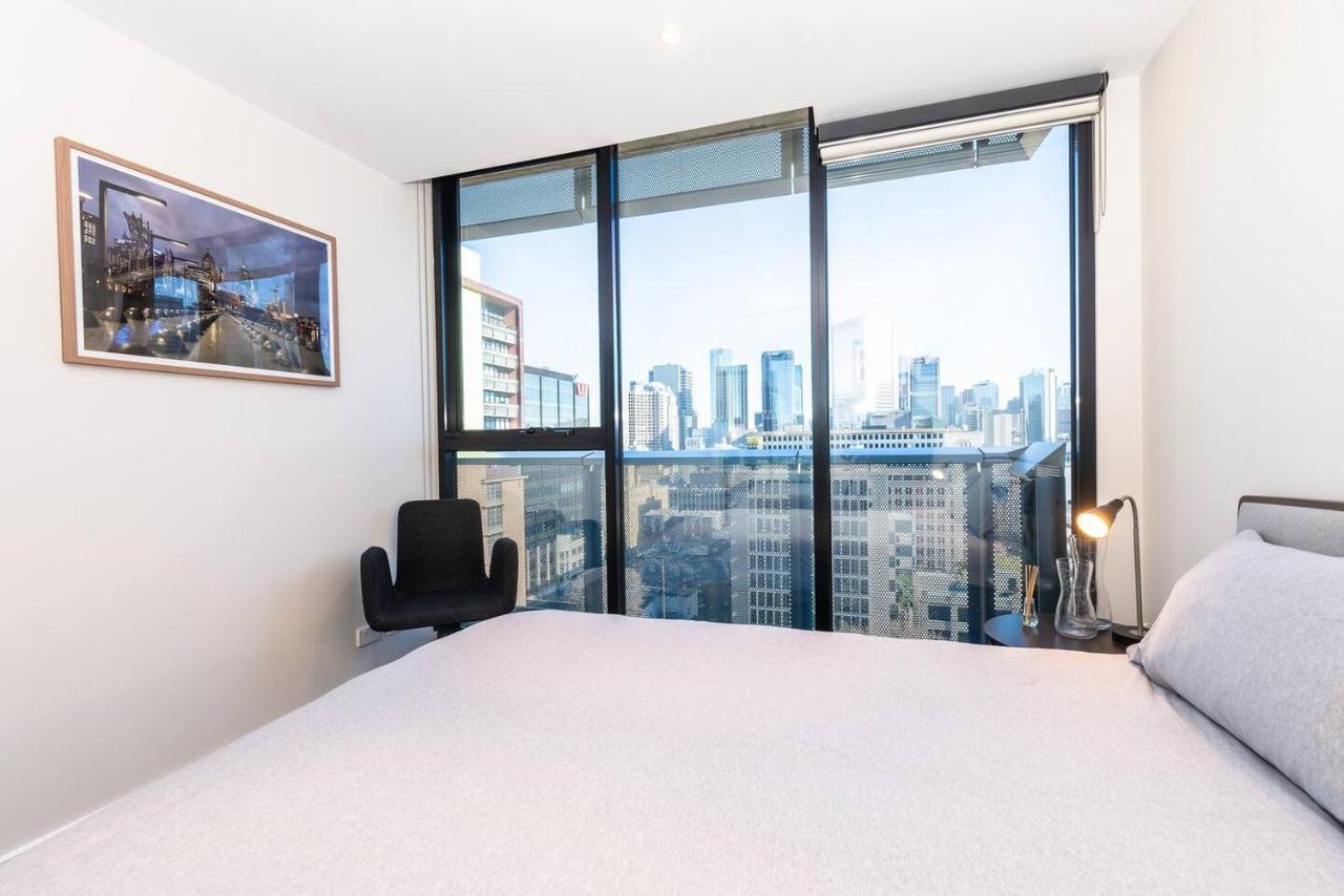 Elevated Elegance In The City's Chic Paris End