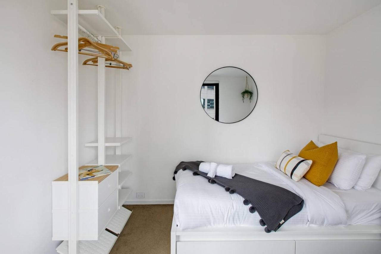 Metropolis Icon - Bourke Street Heritage Hideaway *