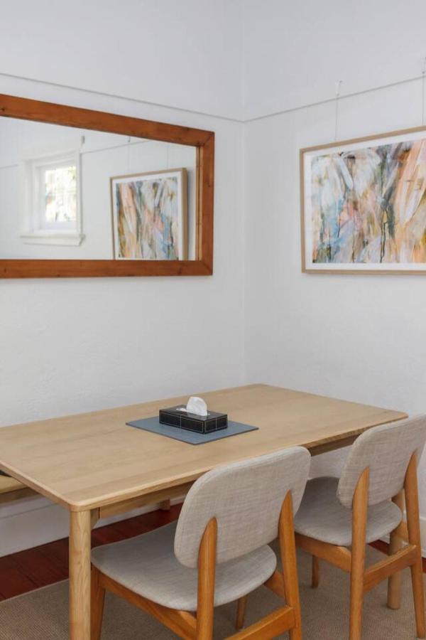 Acland Art Deco - Coastal Chic By St Kilda Apartment *