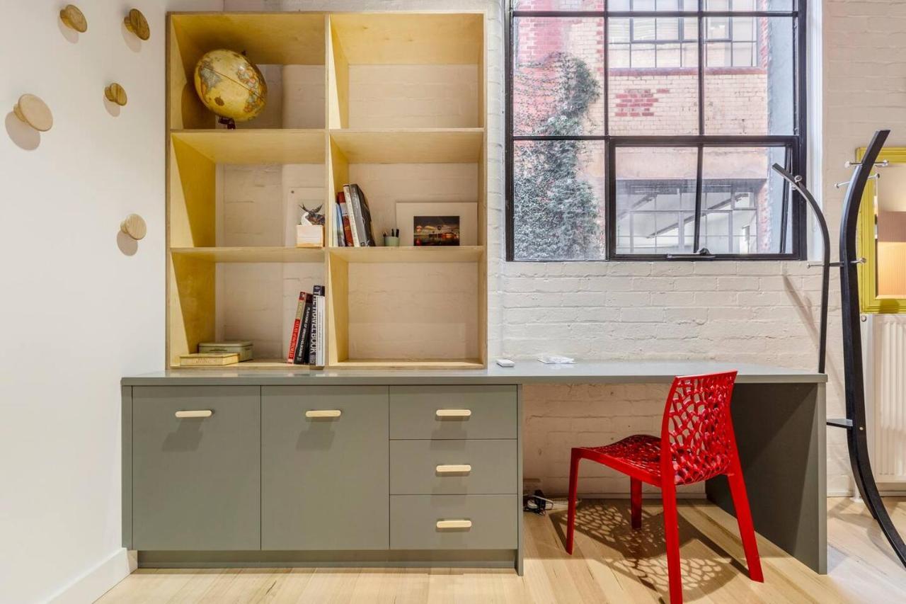 Fitzroy Thrills In Macrobertson Factory Conversion Apartment Melbourne