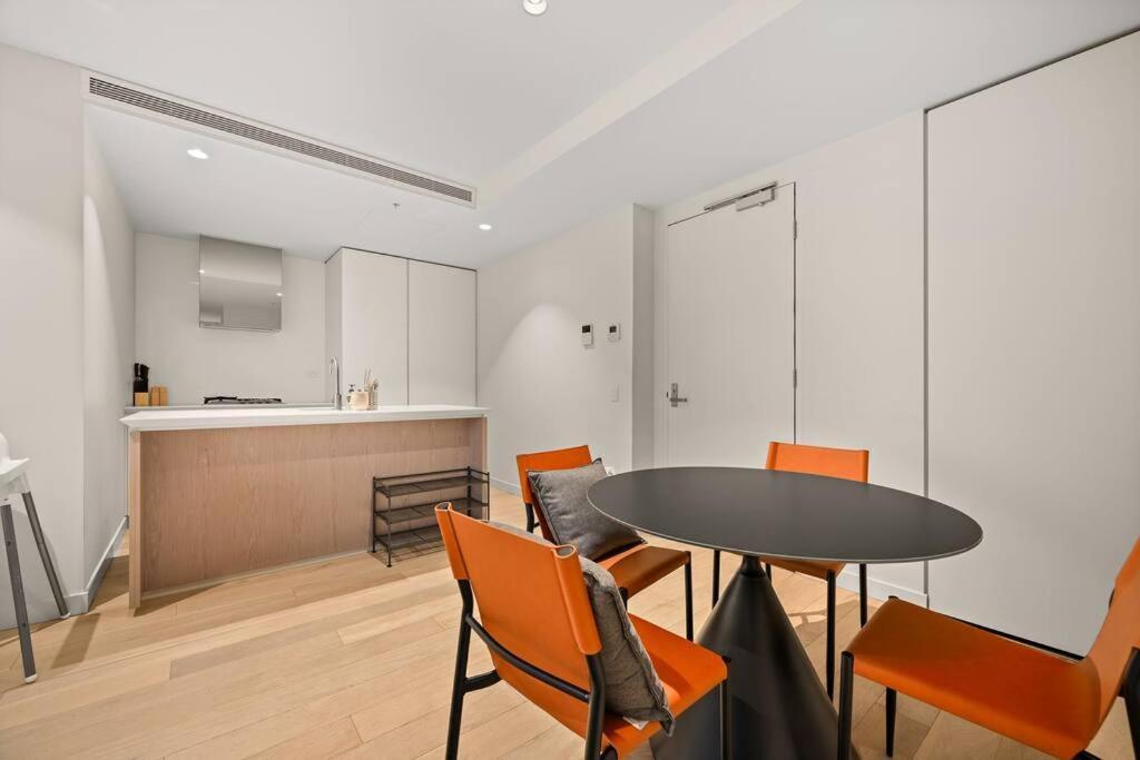 Apartment Level 59 Delightful 3b2b1c *