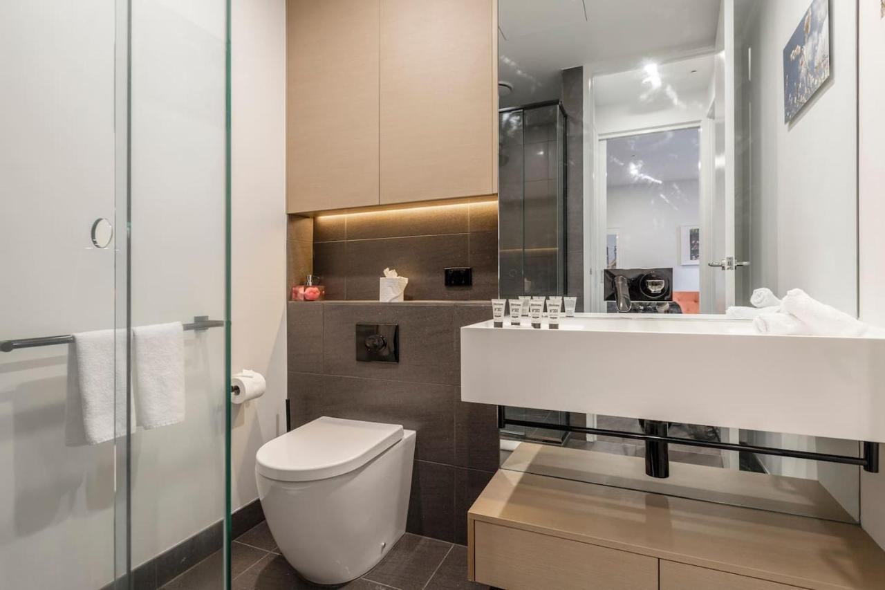 City-edge Living In Trendy North Melbourne
