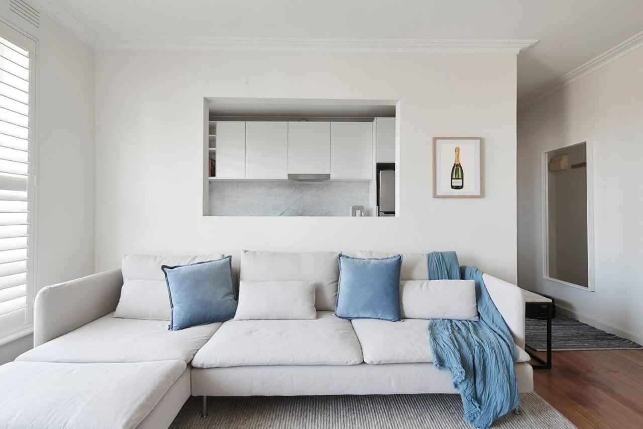 A Touch Of Tuscan Charm Off Toorak Road Melbourne