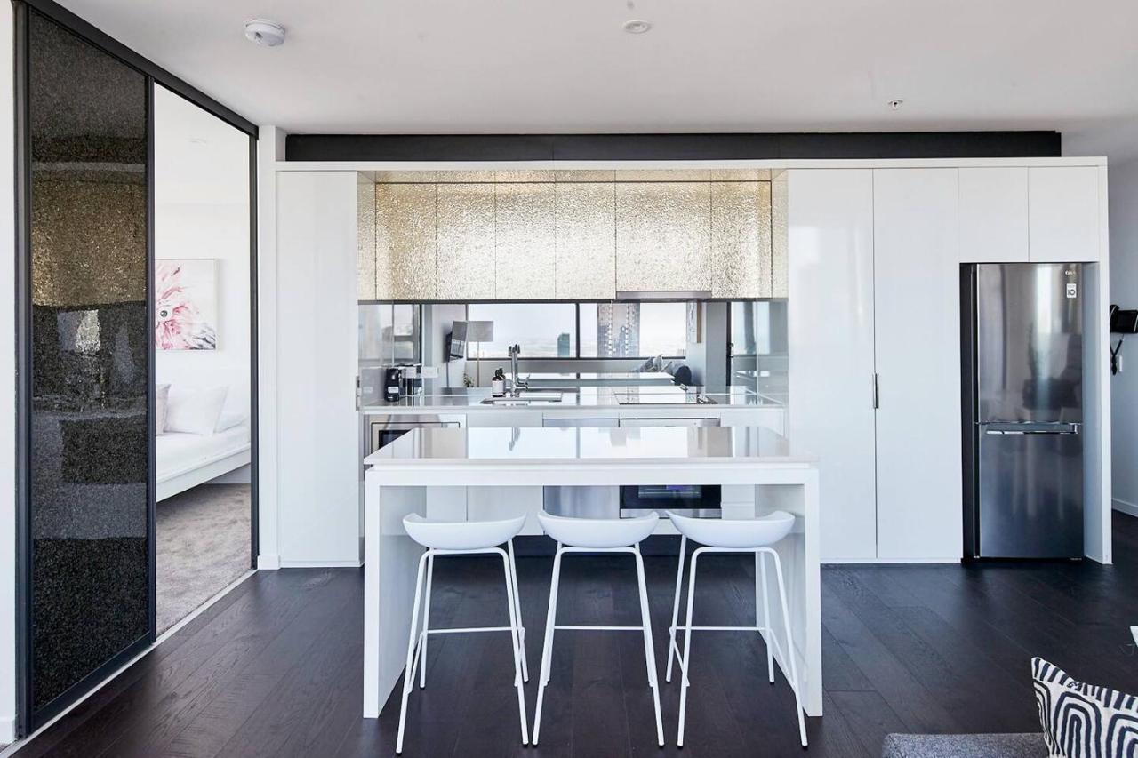 Lights & Manhattan Heights - A Gem In Apartment