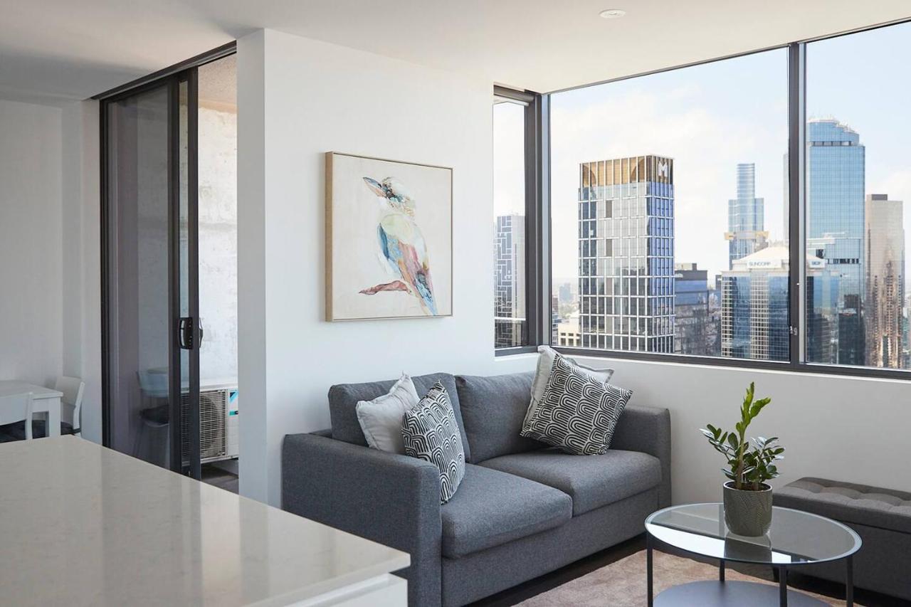 Lights & Manhattan Heights - A Gem In Apartment Melbourne