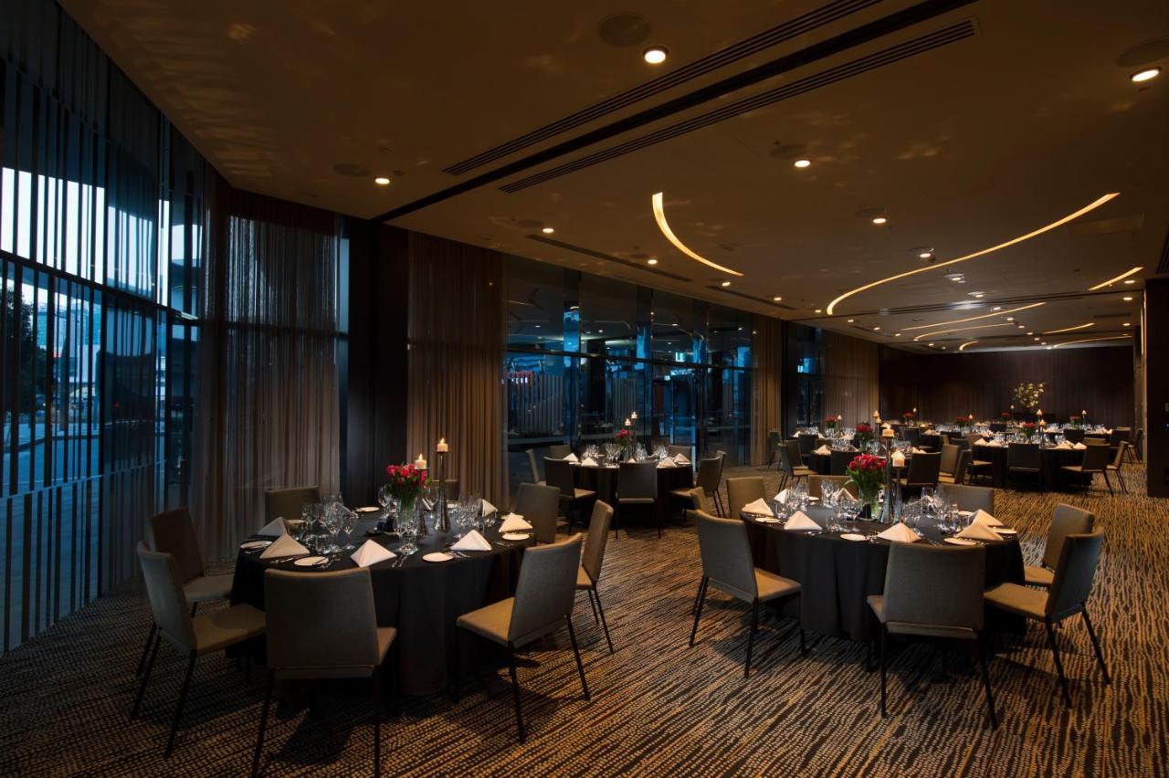 Pan Pacific Hotel