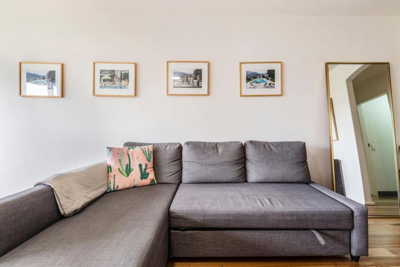 Apartment Tranquil Botanical - A Slice Of Riverside Paradise *