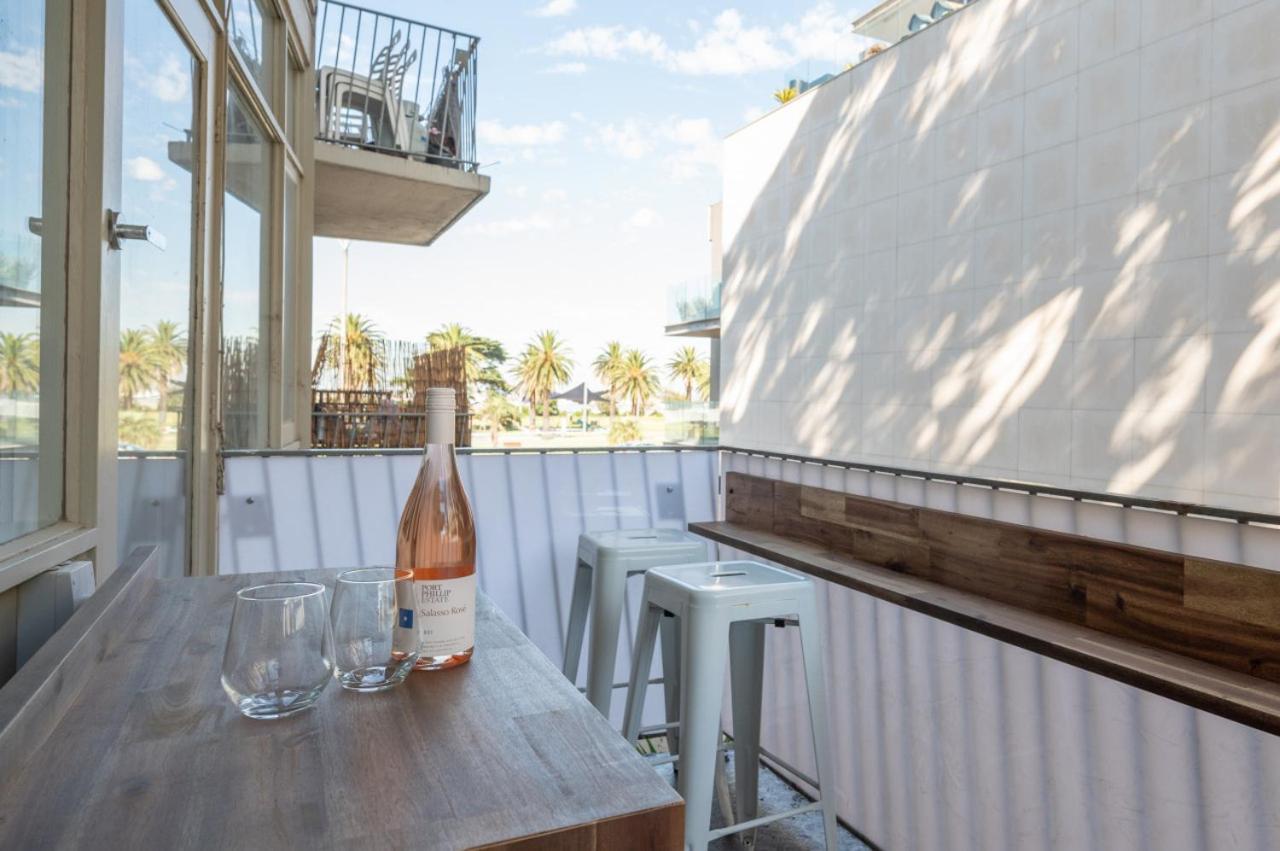West St Kilda, Acland St, Luna Pk Car Apartment *