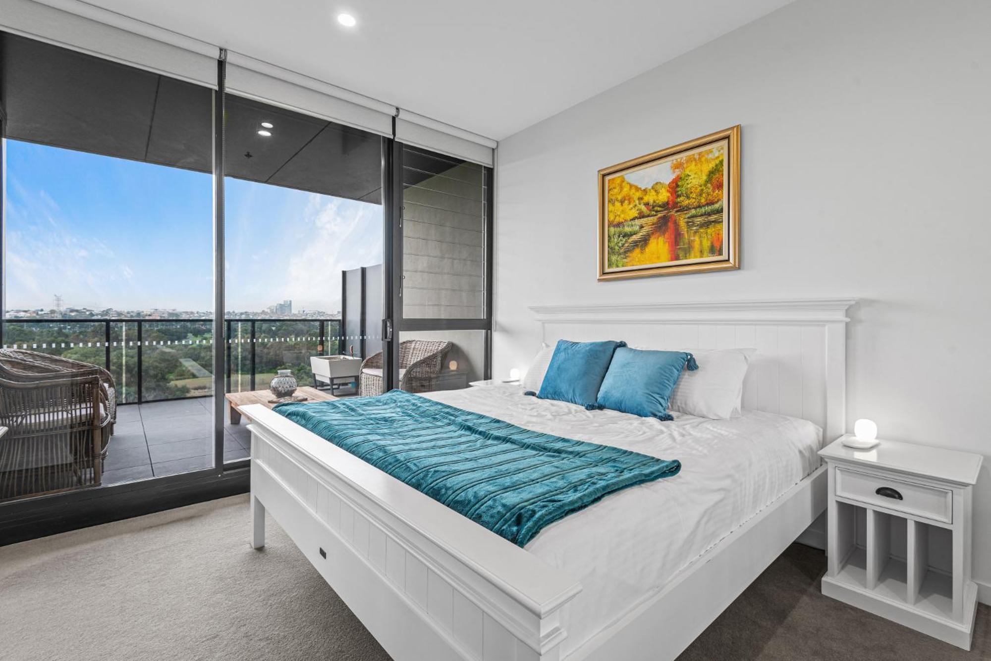 Apartment A Taste Of Paradise In Inner Suburbia Melbourne