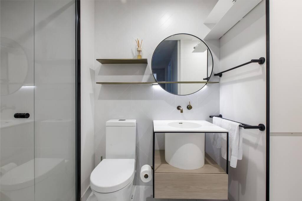 'the Inner Circle' Serene Balcony Abode On Cambridge * Melbourne