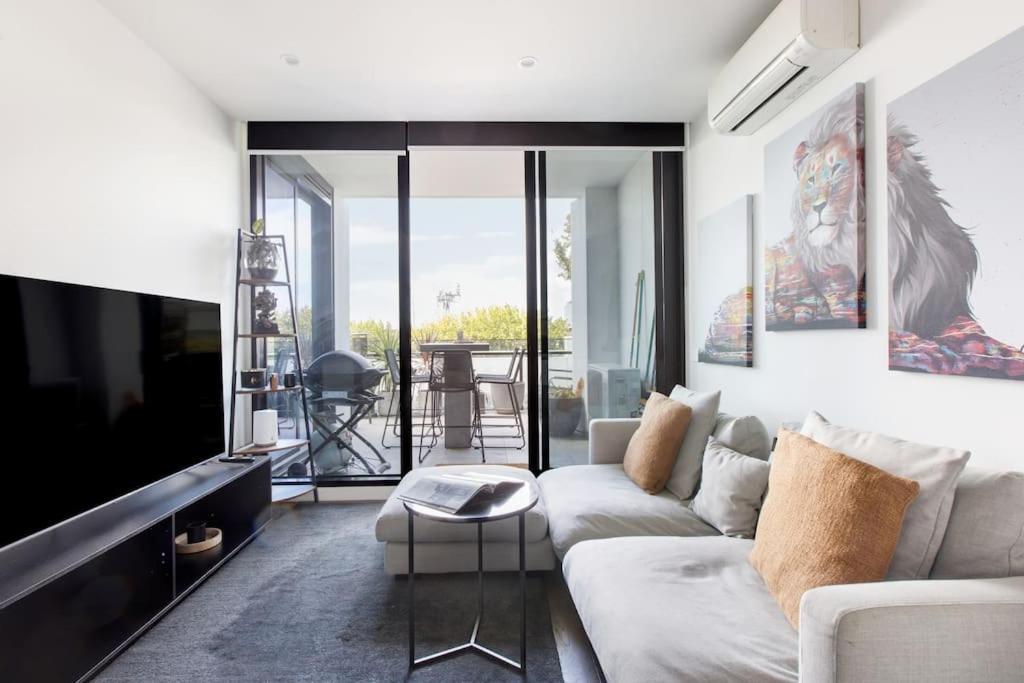 Apartment 'the Inner Circle' Serene Balcony Abode On Cambridge Melbourne