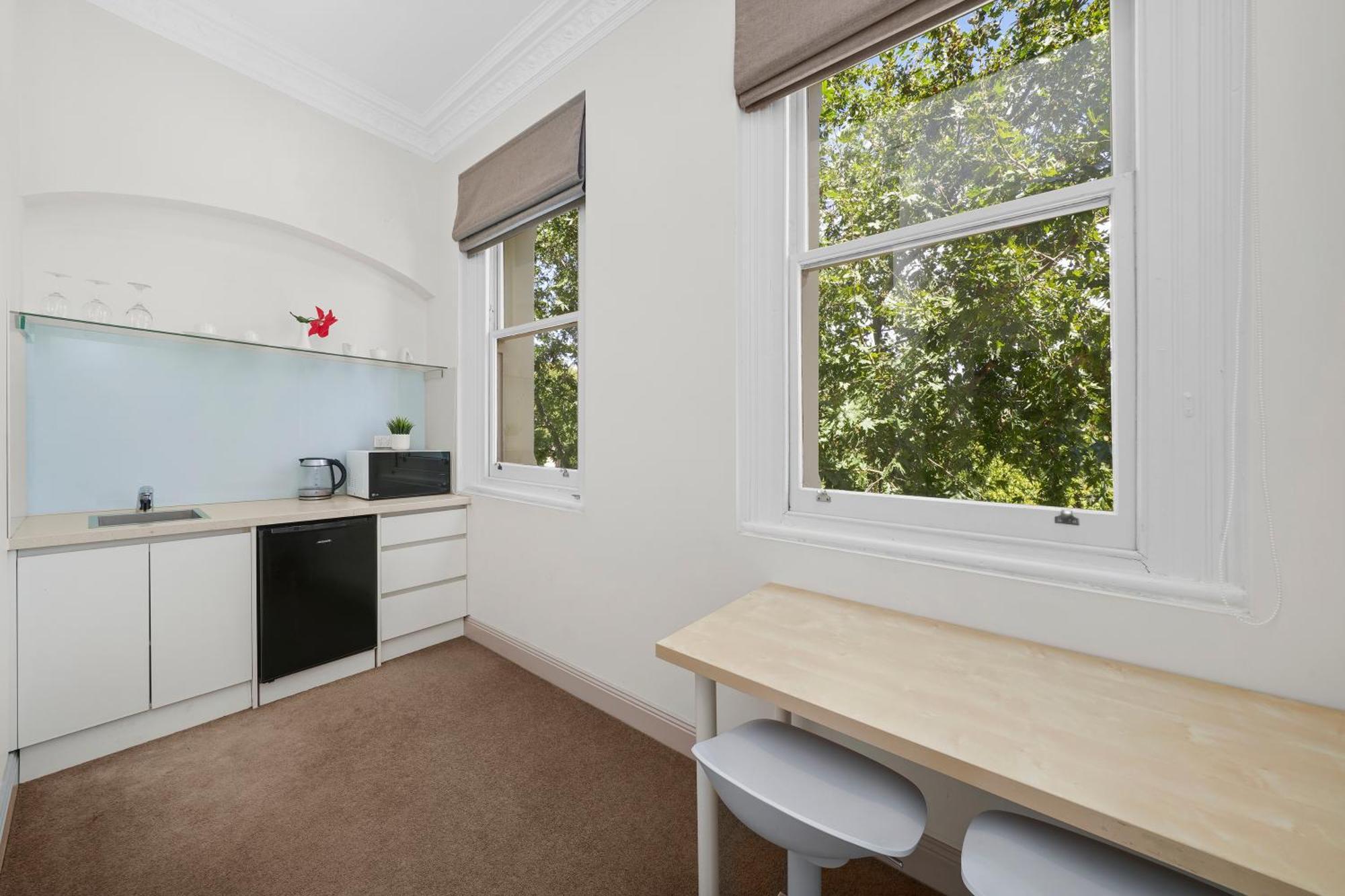 Clarendon Hotel 4*