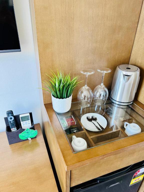 Hotel Clarendon 4*