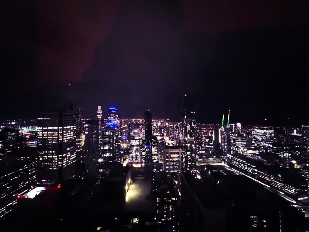 Luxury Cbd Skyline View Lv58