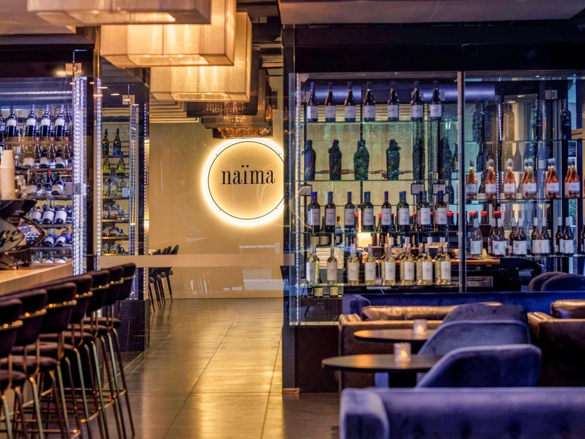 Mercure St Kilda Road 4*