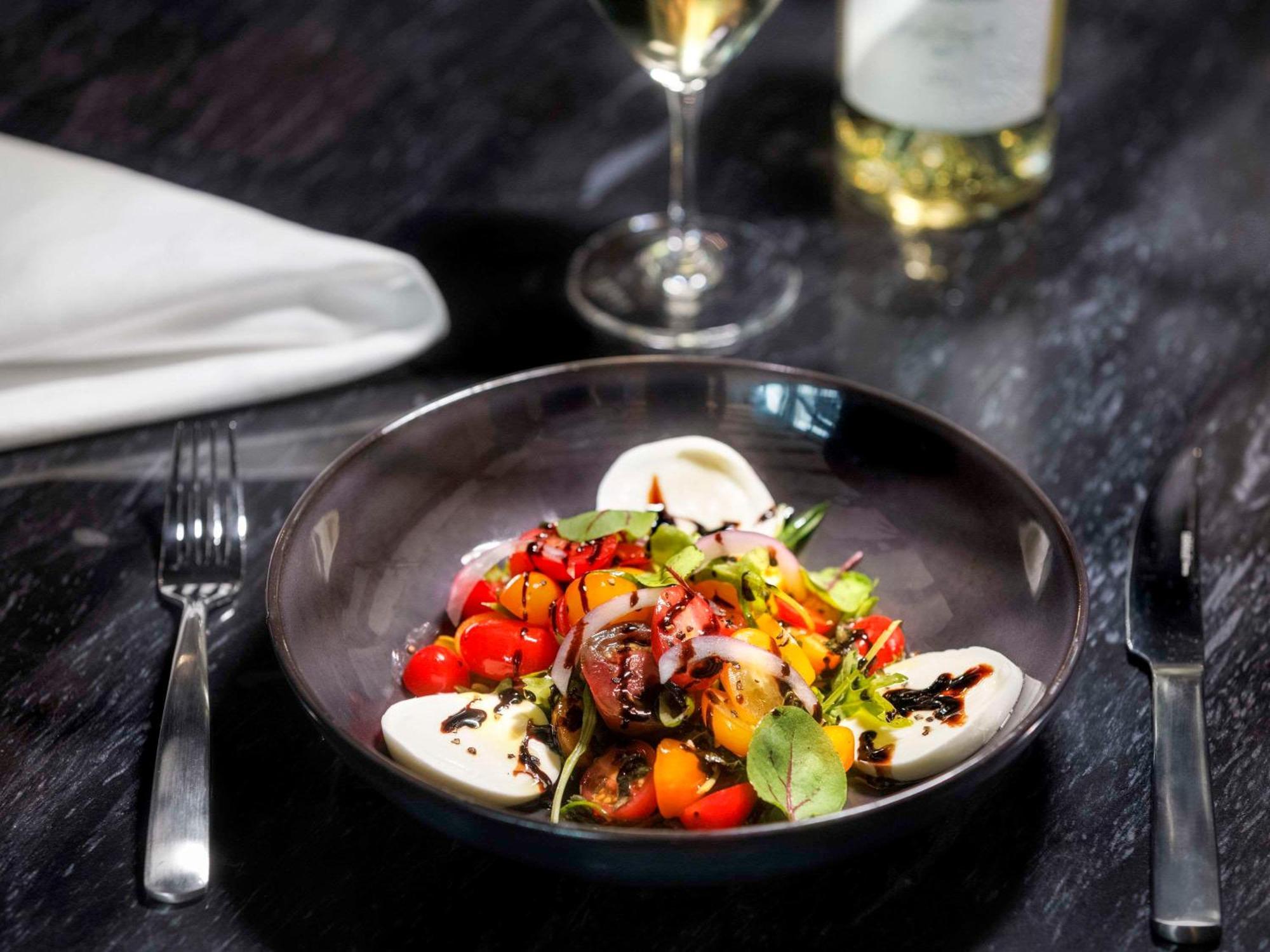 Mercure St Kilda Road Hotel