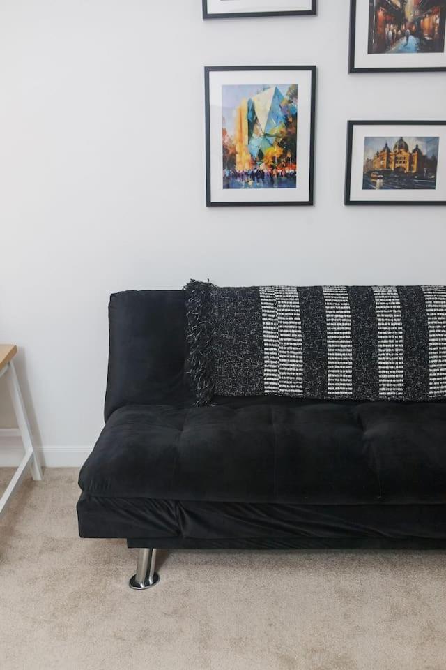 'flinders Lane Flair' Compact City-centre Comforts Apartment *