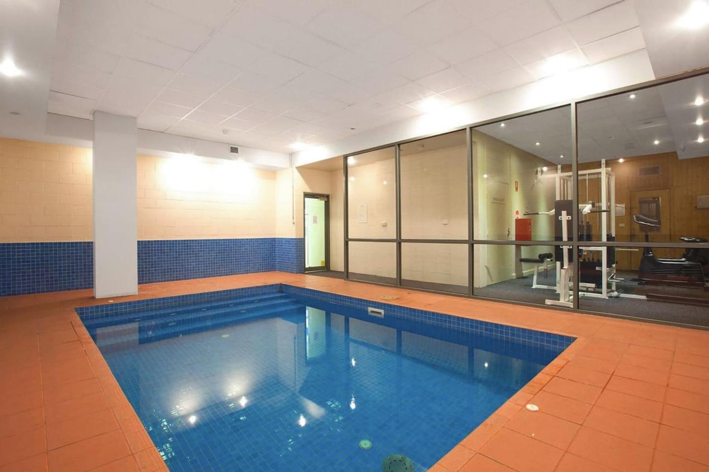 'flinders Lane Flair' Compact City-centre Comforts Apartment *