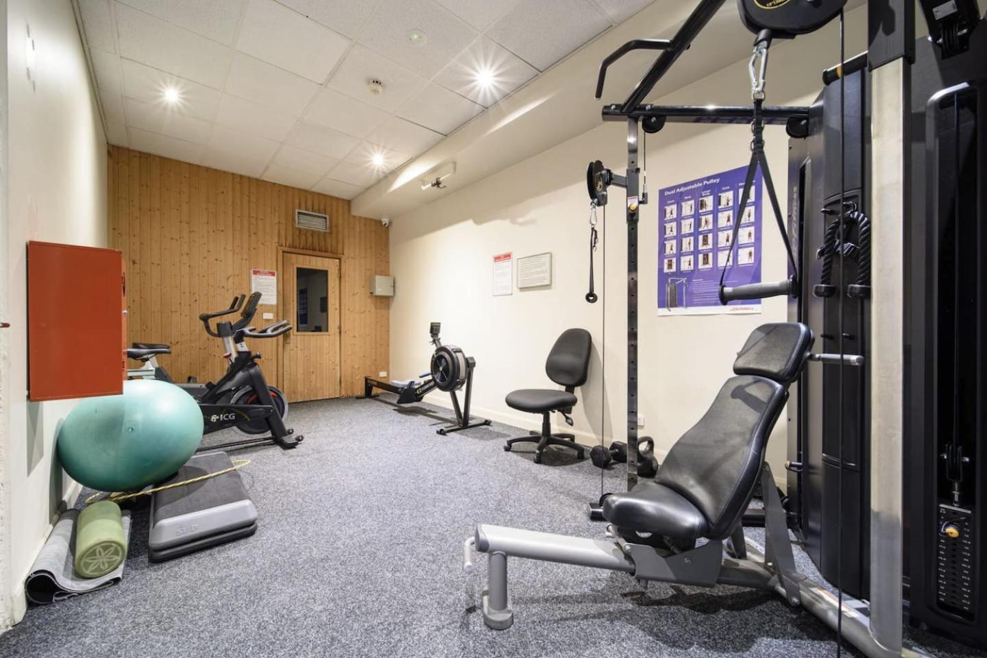 'flinders Lane Flair' Compact City-centre Comforts Apartment