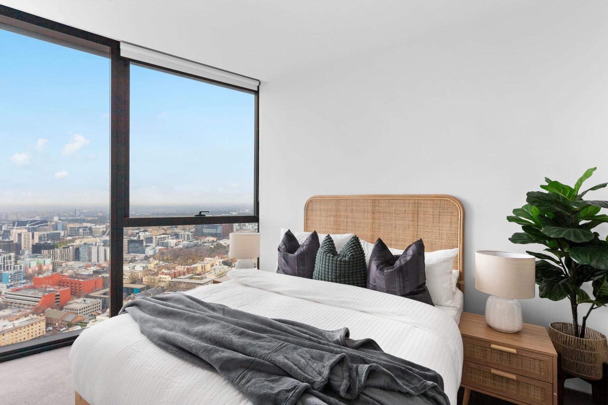 A Cozy 2br At Sapphire By The Gardens Apartment Melbourne