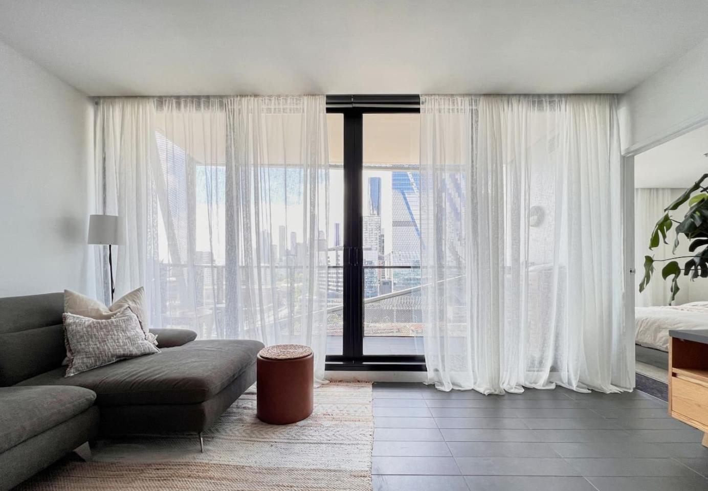 Cityscape Trendsetter - Contemporary Chic With Pool * Melbourne