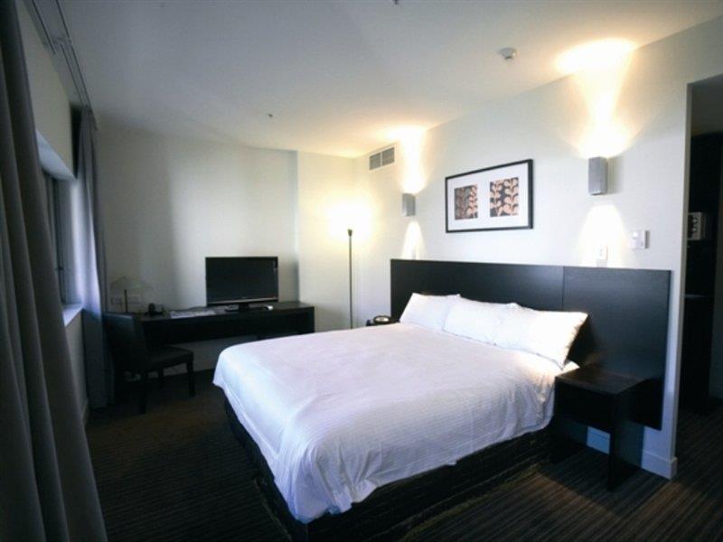 Hotel Causeway 353